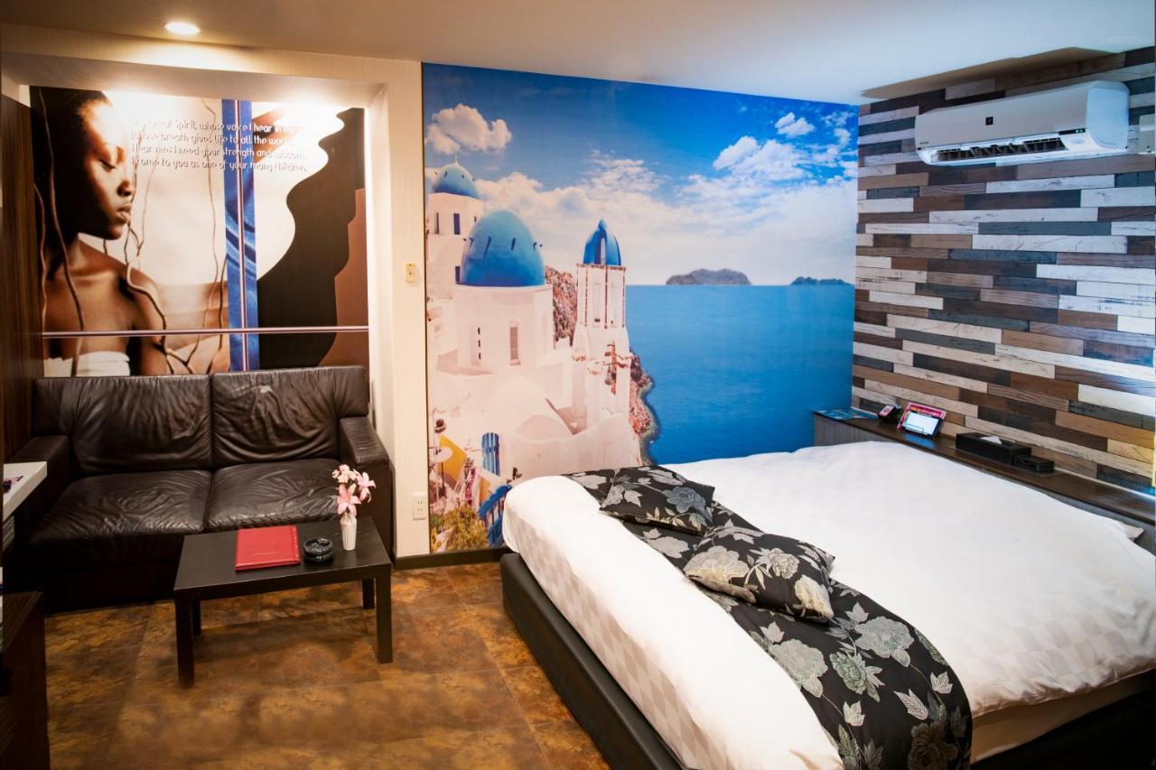Hotel Apricot (Adults Only) Hiroshima Exterior photo